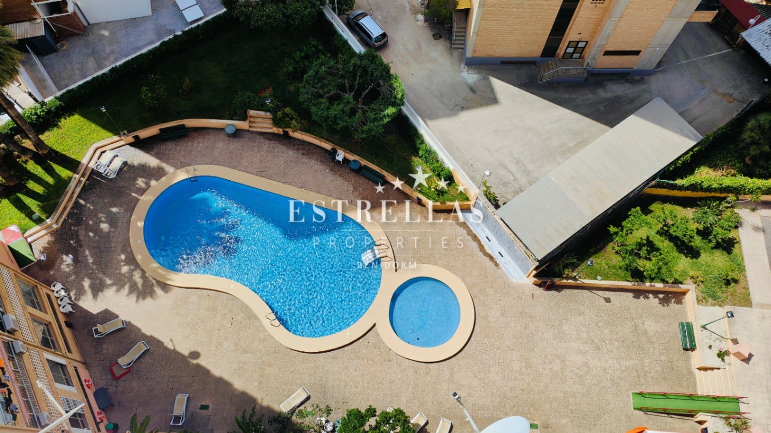 1 Zimmer Apartment zu verkaufen in Benidorm mit Pool Garage - 231.000 € (Ref: 9067498)