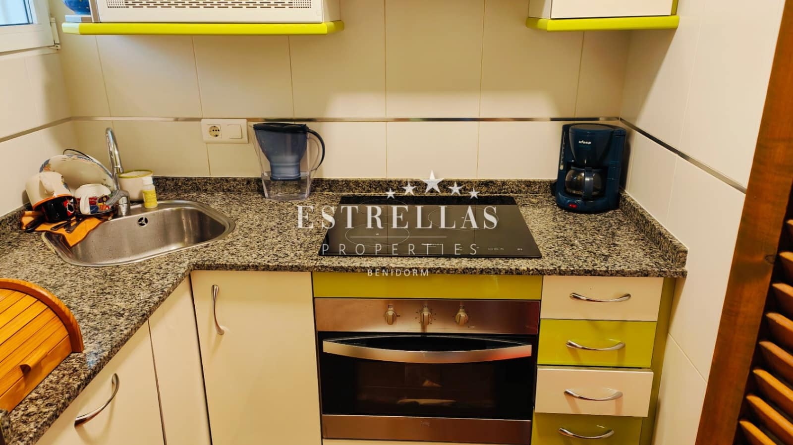 1 Zimmer Apartment zu verkaufen in Benidorm mit Pool Garage - 231.000 € (Ref: 9067498)