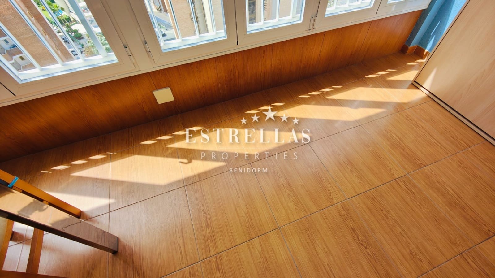 1 Zimmer Apartment zu verkaufen in Benidorm mit Pool Garage - 231.000 € (Ref: 9067498)