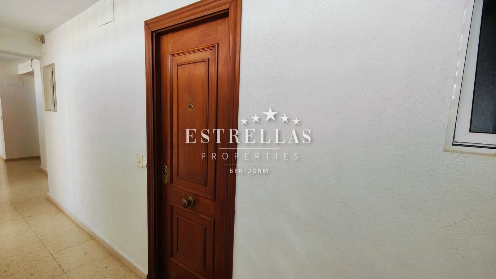 1 Zimmer Apartment zu verkaufen in Benidorm mit Pool Garage - 231.000 € (Ref: 9067498)