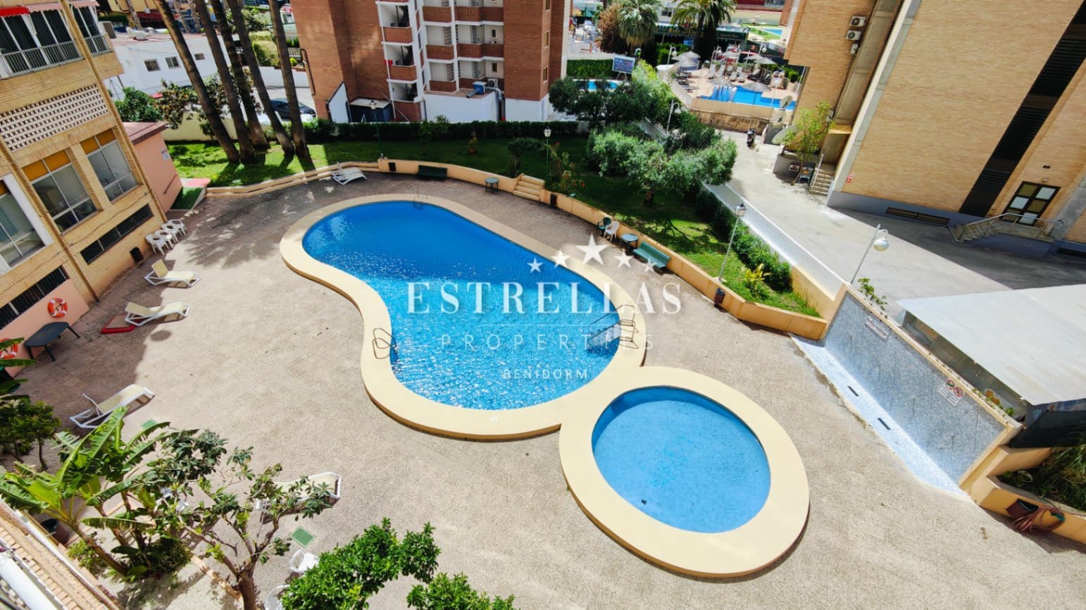 1 Zimmer Apartment zu verkaufen in Benidorm mit Pool Garage - 231.000 € (Ref: 9067498)