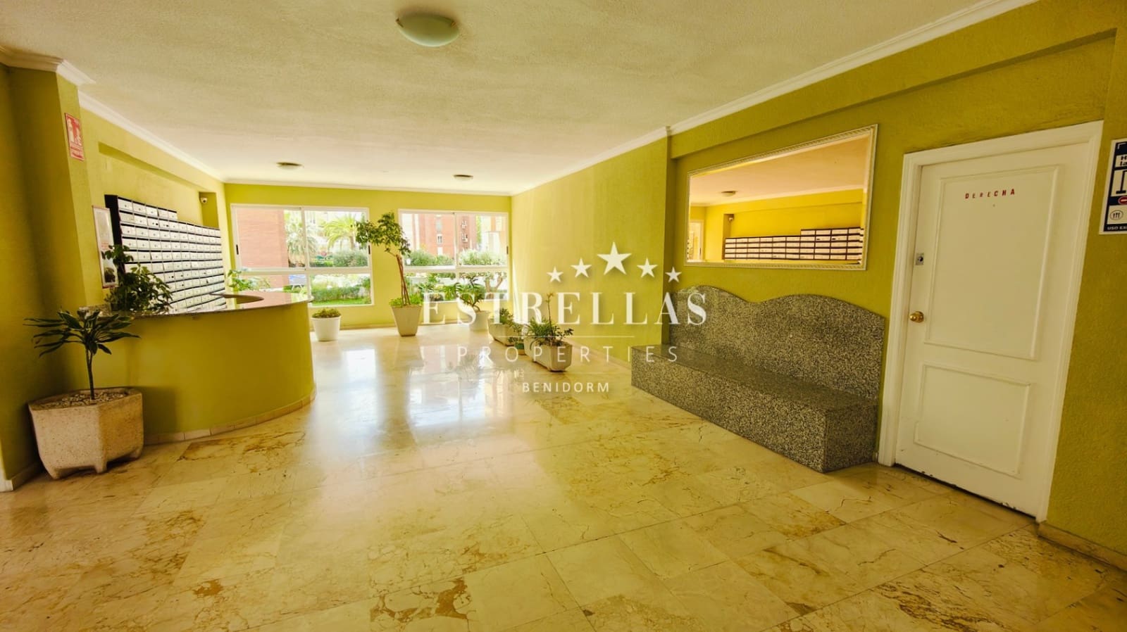 1 Zimmer Apartment zu verkaufen in Benidorm mit Pool Garage - 231.000 € (Ref: 9067498)