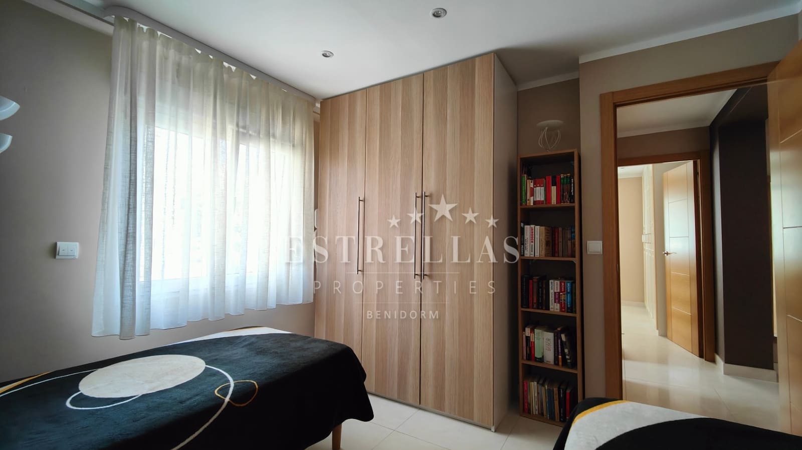 2 soverom Leilighet til salgs i Benidorm med svømmebasseng garasje - € 279 000 (Ref: 9067532)