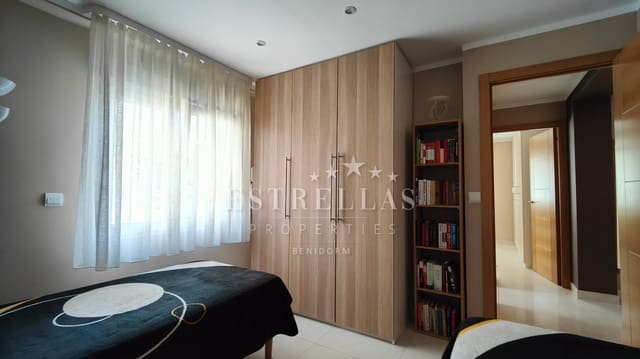 2 soverom Leilighet til salgs i Benidorm med svømmebasseng garasje - € 279 000 (Ref: 9067532)