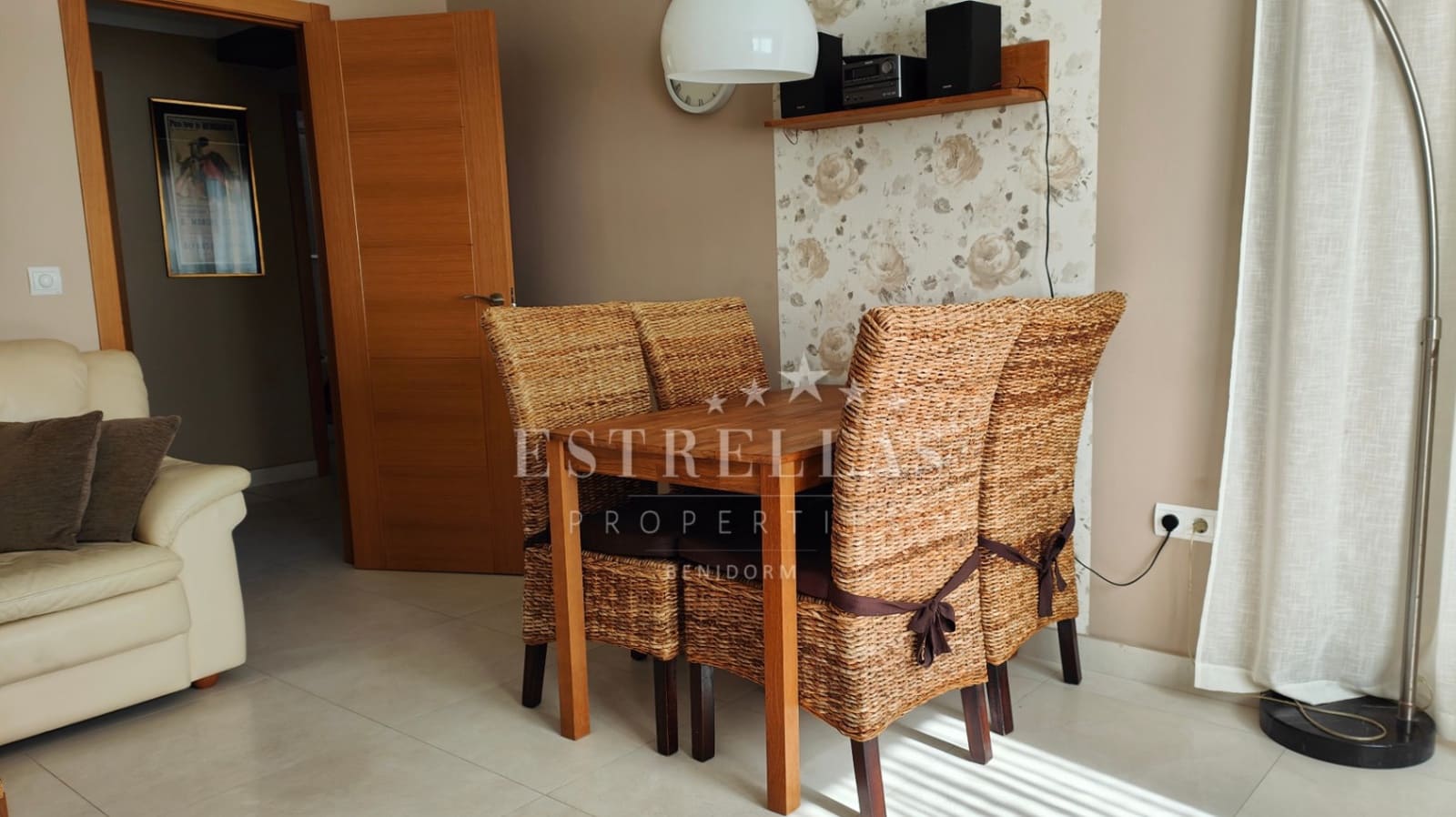 2 soverom Leilighet til salgs i Benidorm med svømmebasseng garasje - € 279 000 (Ref: 9067532)