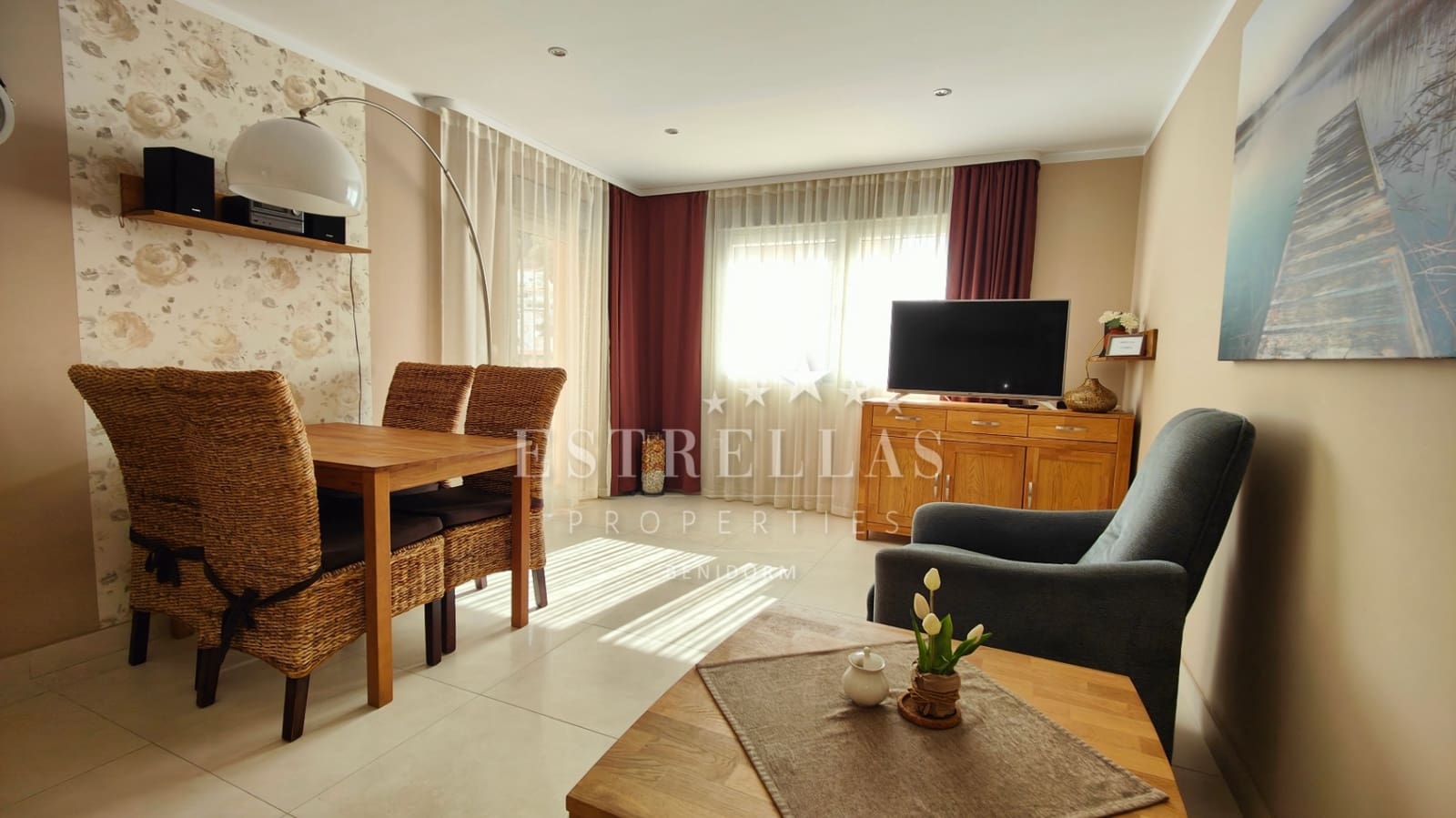 2 soverom Leilighet til salgs i Benidorm med svømmebasseng garasje - € 279 000 (Ref: 9067532)