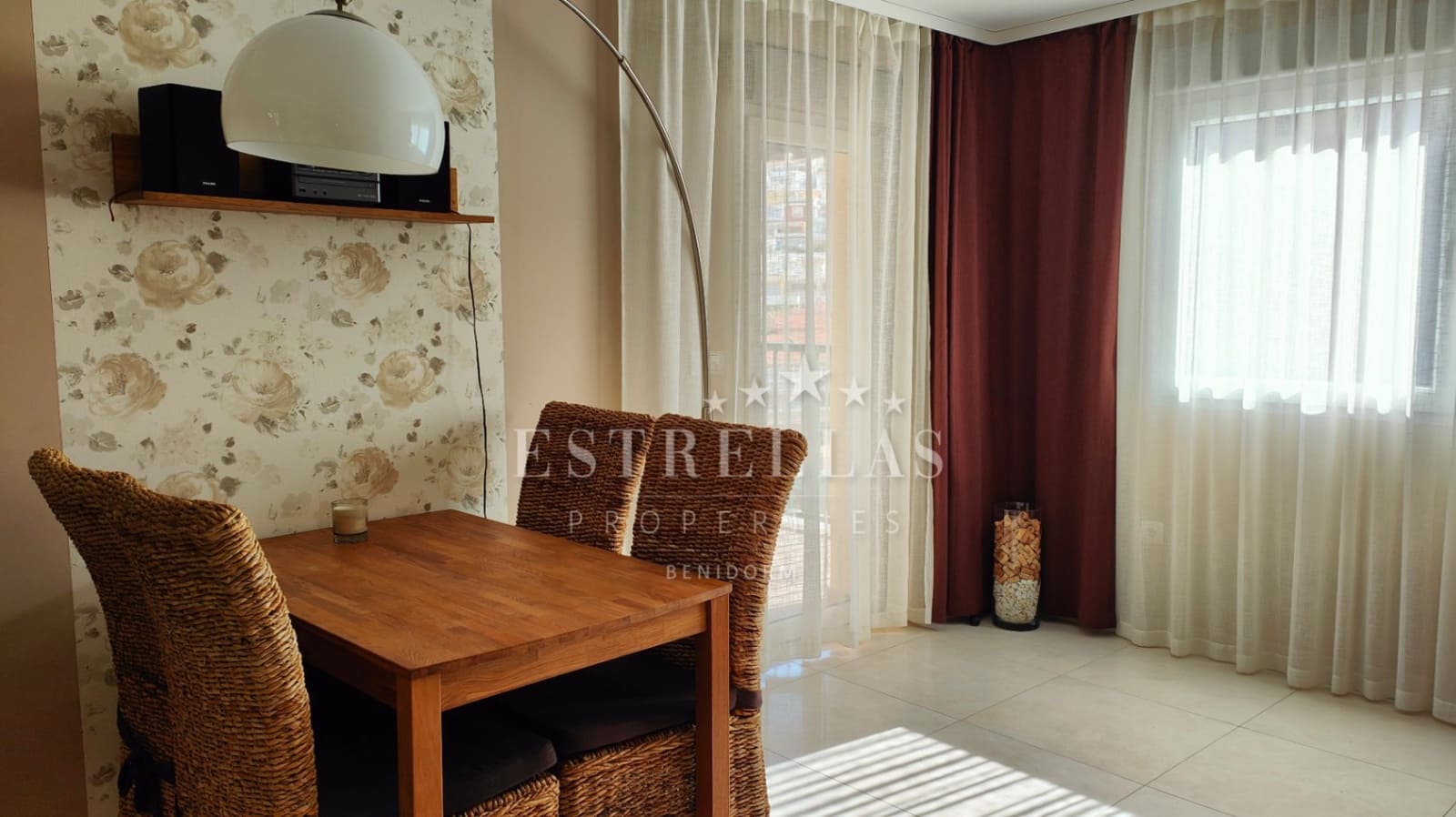 2 soverom Leilighet til salgs i Benidorm med svømmebasseng garasje - € 279 000 (Ref: 9067532)