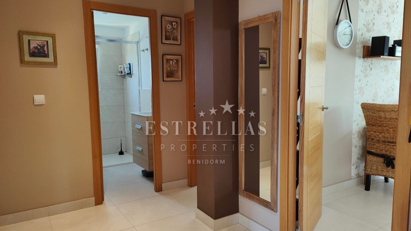 2 soverom Leilighet til salgs i Benidorm med svømmebasseng garasje - € 279 000 (Ref: 9067532)