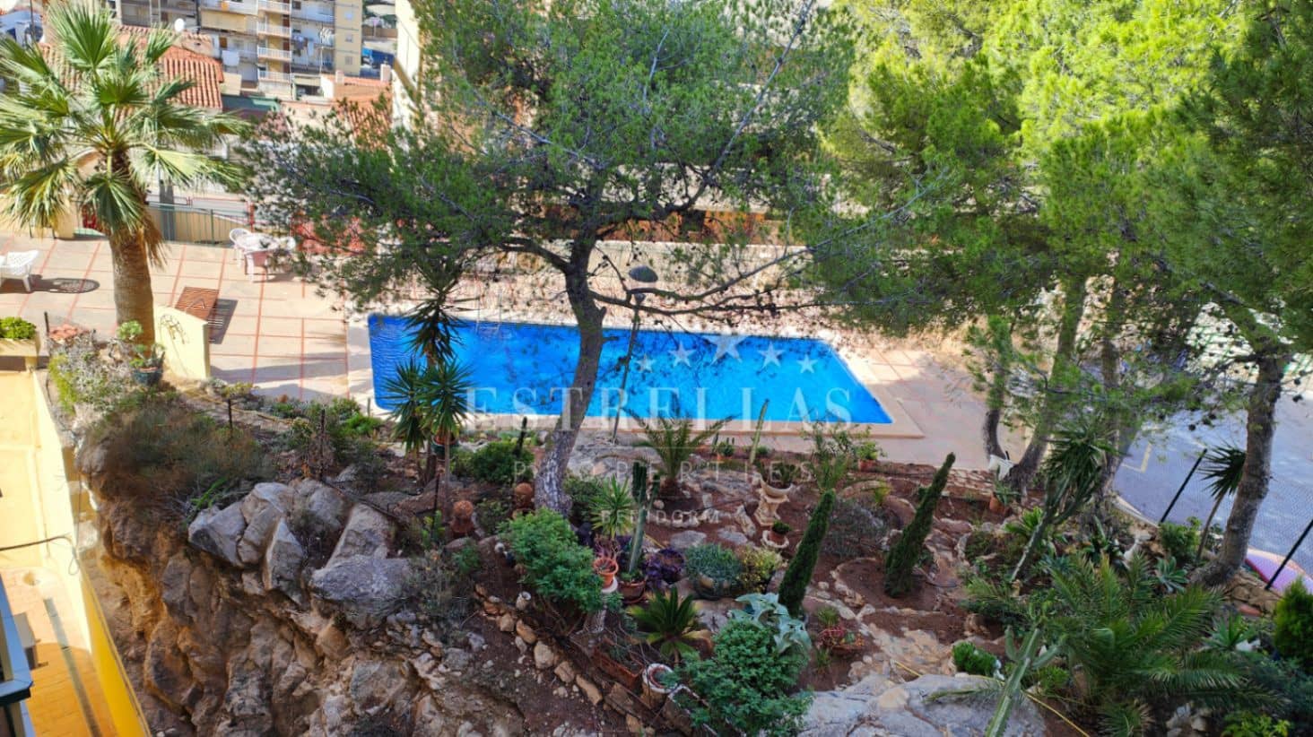 2 soverom Leilighet til salgs i Benidorm med svømmebasseng garasje - € 279 000 (Ref: 9067532)