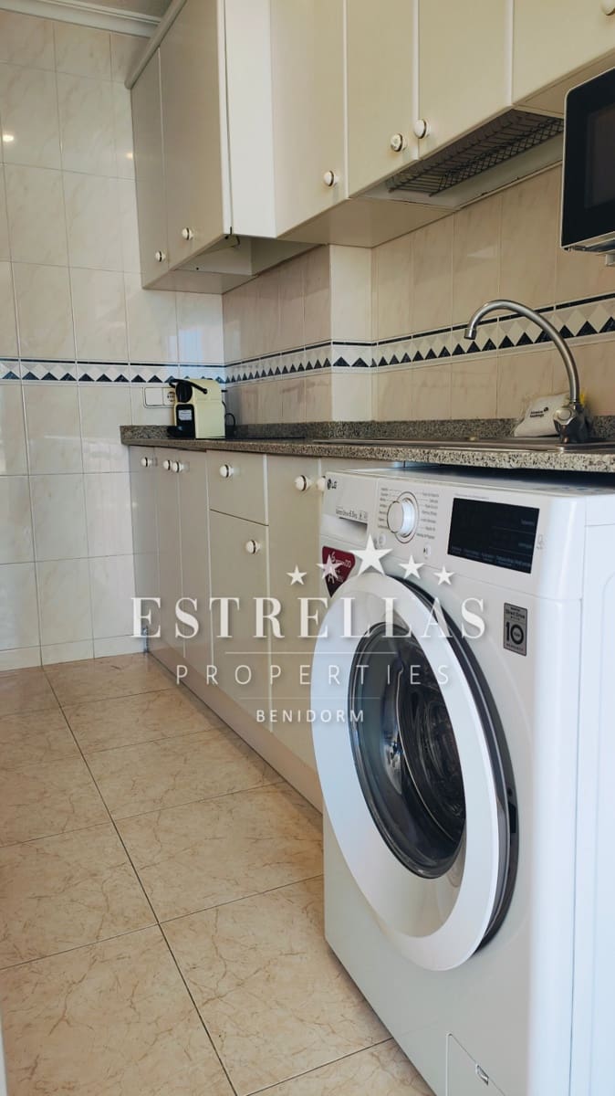 2 sypialnia Apartament na sprzedaż w Benidorm z basenem garażem - 535 000 € (Ref: 9067589)