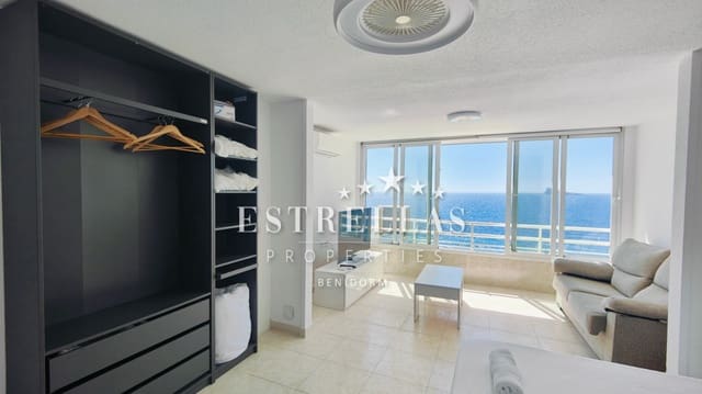 2 soverom Leilighet til salgs i Playa Levante, Benidorm med svømmebasseng garasje - € 535 000 (Ref: 9067589)