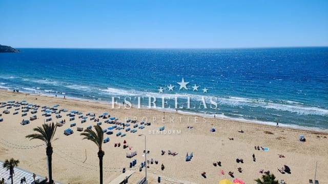 2 soverom Leilighet til salgs i Playa Levante, Benidorm med svømmebasseng garasje - € 535 000 (Ref: 9067589)