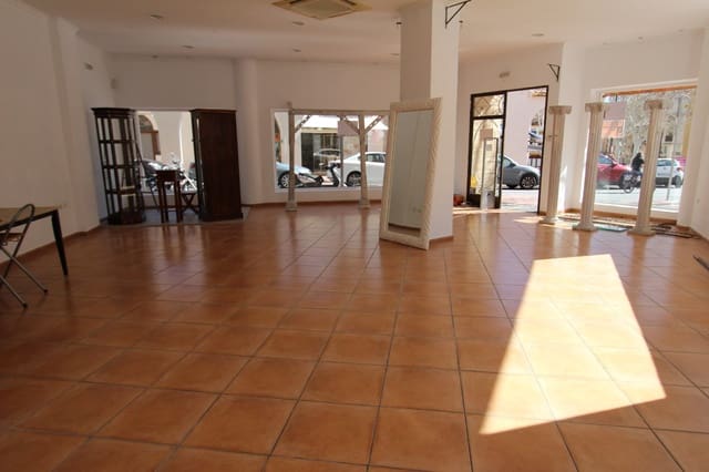 Erhverv til salg i Calpe / Calp - € 328.000 (Ref: 9067649)