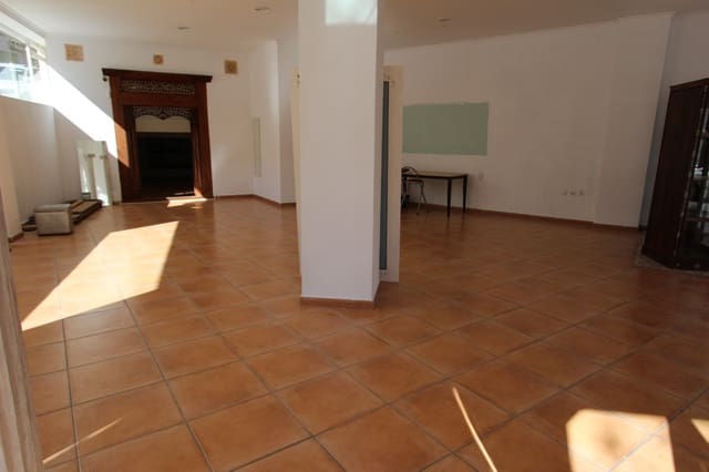 Erhverv til salg i Calpe / Calp - € 328.000 (Ref: 9067649)