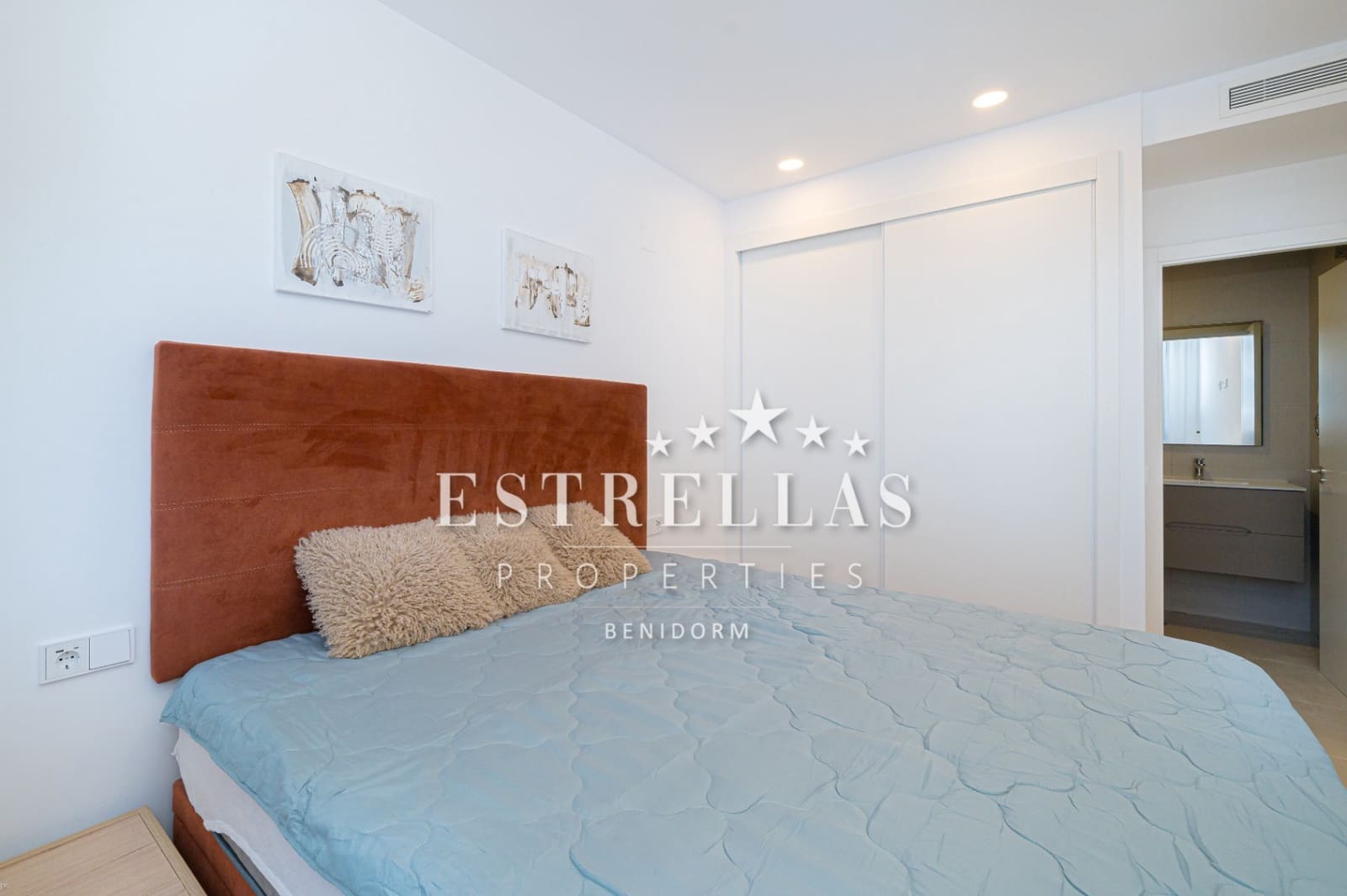 3 sypialnia Apartament na sprzedaż w Finestrat z basenem garażem - 585 000 € (Ref: 9067664)