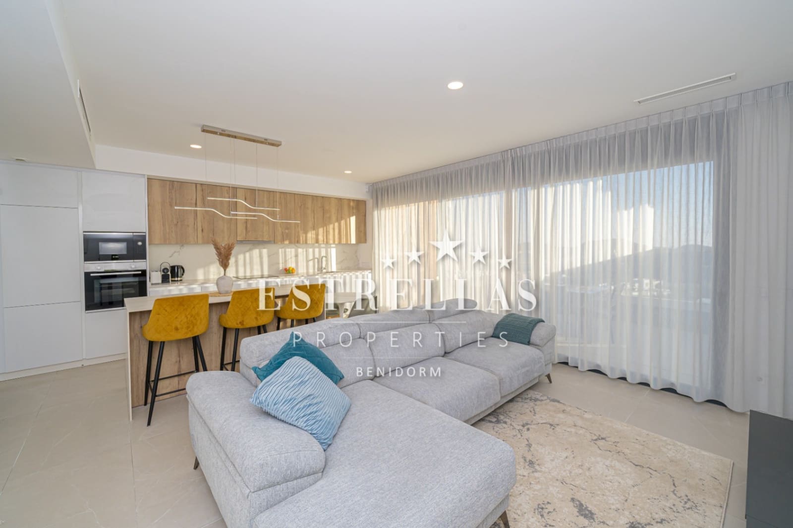 3 sypialnia Apartament na sprzedaż w Finestrat z basenem garażem - 585 000 € (Ref: 9067664)