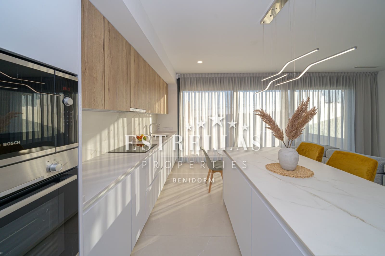 3 sypialnia Apartament na sprzedaż w Finestrat z basenem garażem - 585 000 € (Ref: 9067664)