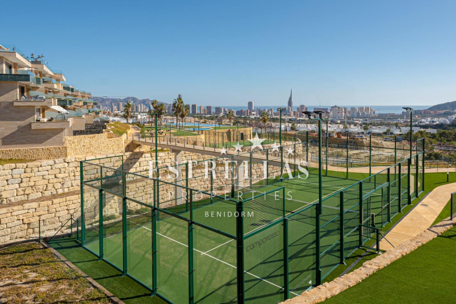 3 sypialnia Apartament na sprzedaż w Finestrat z basenem garażem - 585 000 € (Ref: 9067664)