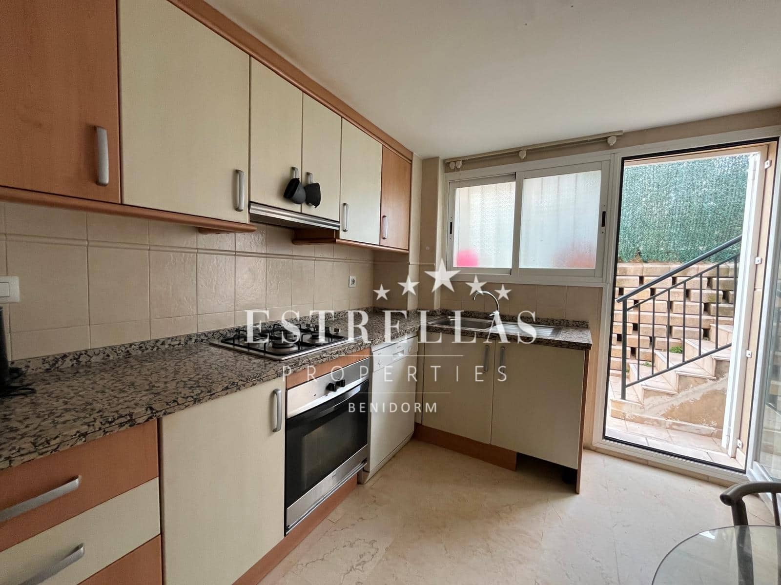 5 sypialnia Willa na sprzedaż w La Nucia z garażem - 384 000 € (Ref: 9067810)