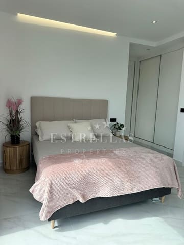 4 soverom Villa til salgs i Urbanizaciones, Benidorm med svømmebasseng garasje - € 899 000 (Ref: 9067819)