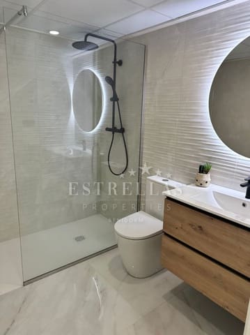 4 soverom Villa til salgs i Urbanizaciones, Benidorm med svømmebasseng garasje - € 899 000 (Ref: 9067819)