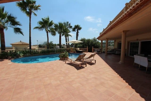 Chalet de 4 habitaciones en Moraira en venta con piscina - 1.590.000 € (Ref: 9067833)
