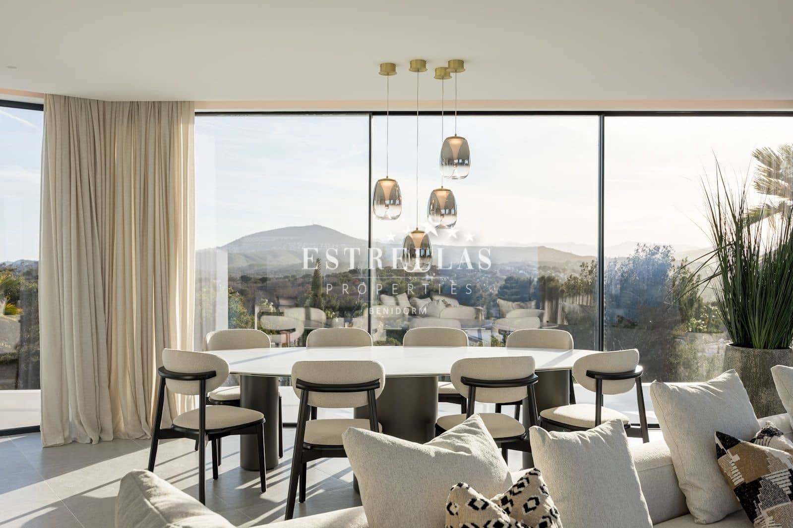 5 slaapkamer Villa te koop in Javea / Xabia met garage - € 4.125.000 (Ref: 9068025)