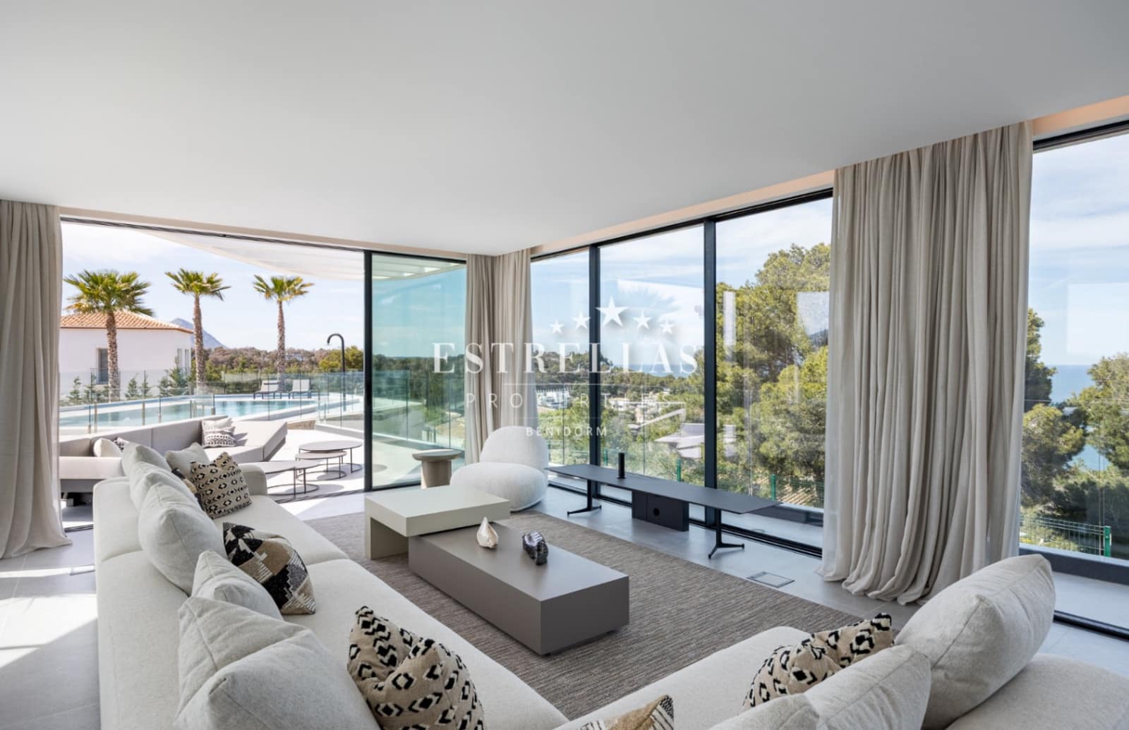 5 slaapkamer Villa te koop in Javea / Xabia met garage - € 4.125.000 (Ref: 9068025)