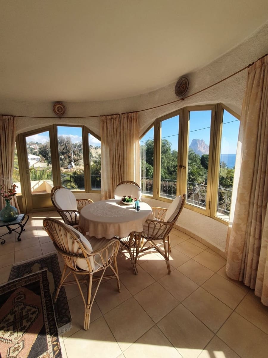 Chalet de 4 habitaciones en Calpe / Calp en venta - 900.000 € (Ref: 9068046)