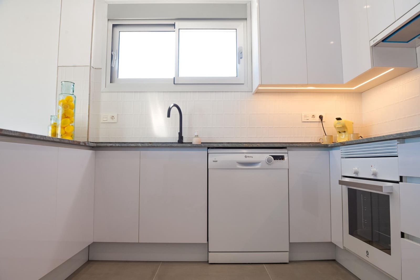 3 Zimmer Villa zu verkaufen in Los Alcazares mit Pool - 445.000 € (Ref: 9068199)