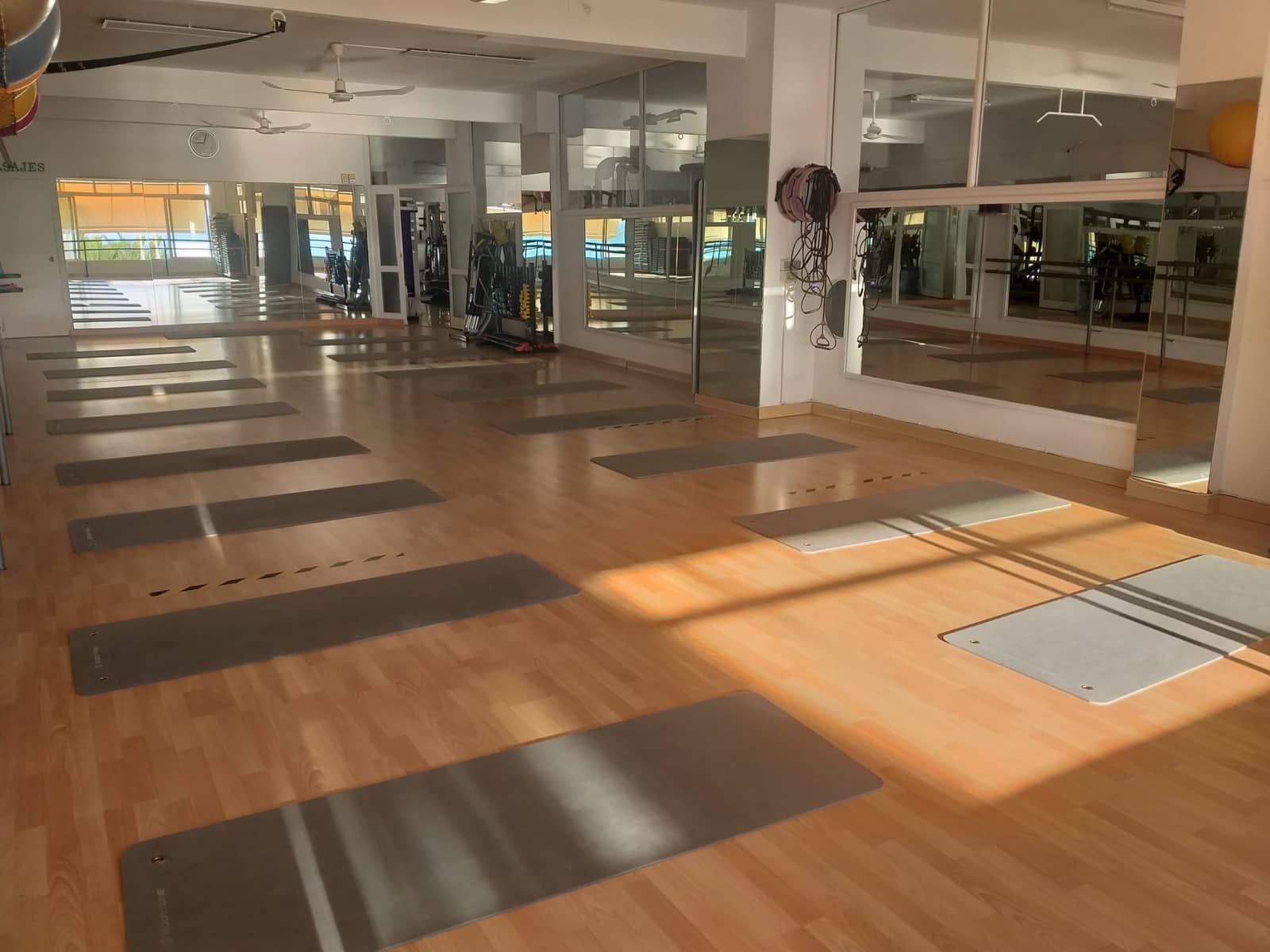 Commercial for sale in Altea - € 730,000 (Ref: 9068275)