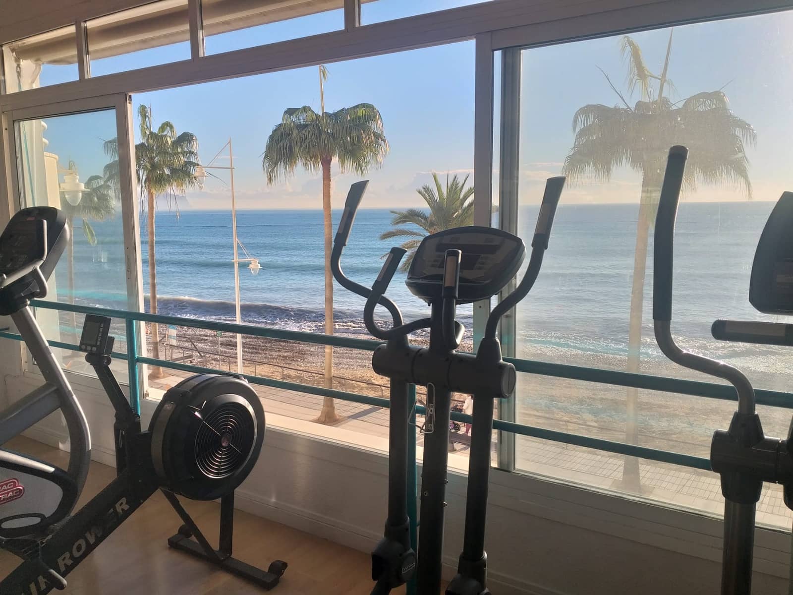 Commercial for sale in Altea - € 730,000 (Ref: 9068275)