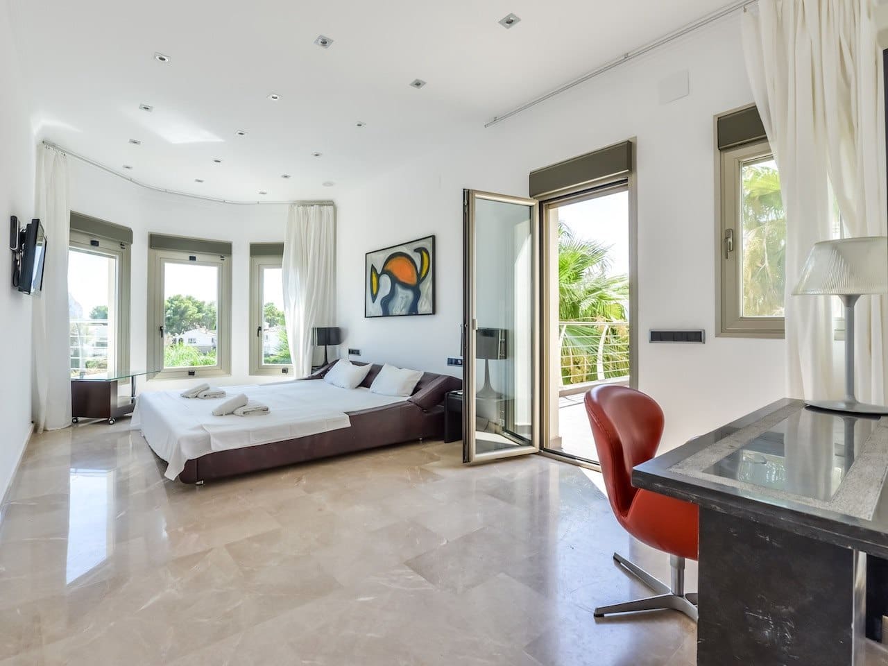 6 bedroom Villa for sale in Benissa with pool - € 1,900,000 (Ref: 9068305)