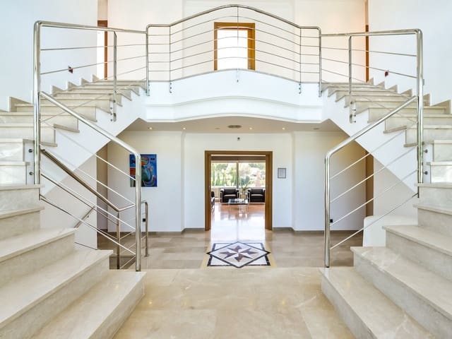 6 quarto Moradia para venda em Benissa com piscina - 1 900 000 € (Ref: 9068305)