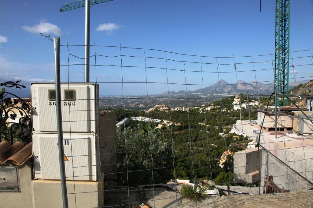 4 bedroom Villa for sale in Altea - € 1,250,000 (Ref: 9068311)