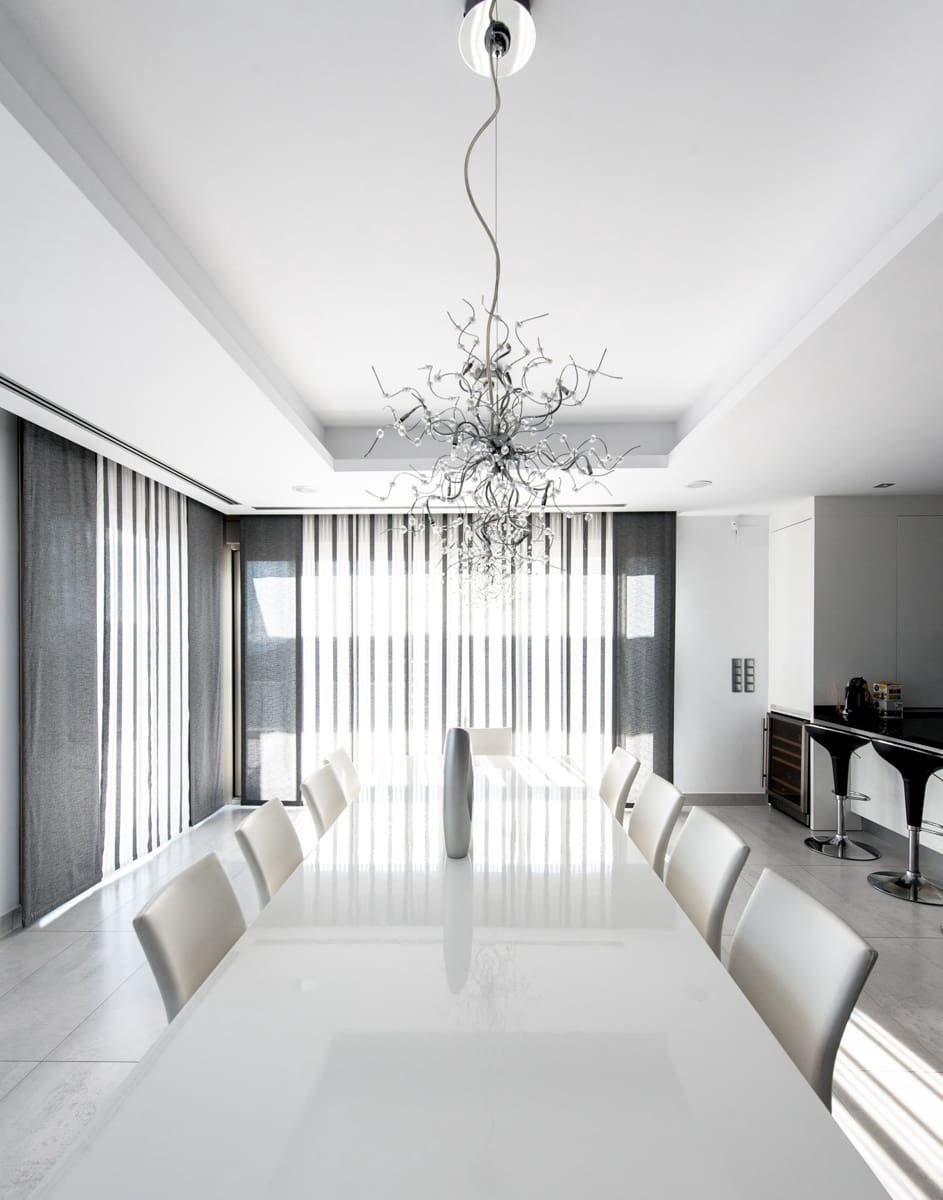 4 bedroom Villa for sale in Calpe / Calp with pool - € 1,890,000 (Ref: 9068322)