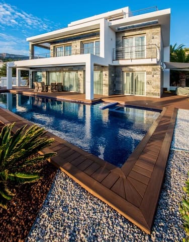 4 soverom Villa til salgs i Calpe / Calp med svømmebasseng - € 1 890 000 (Ref: 9068322)