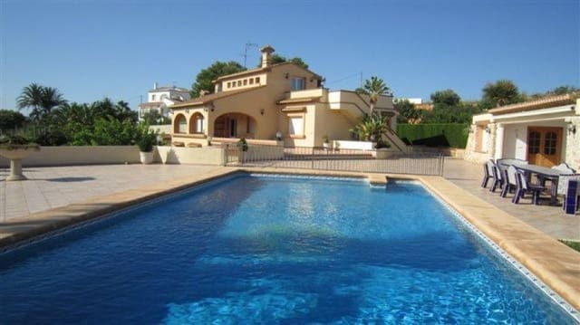 6 Zimmer Villa zu verkaufen in Benissa mit Pool - 1.390.000 € (Ref: 9068342)