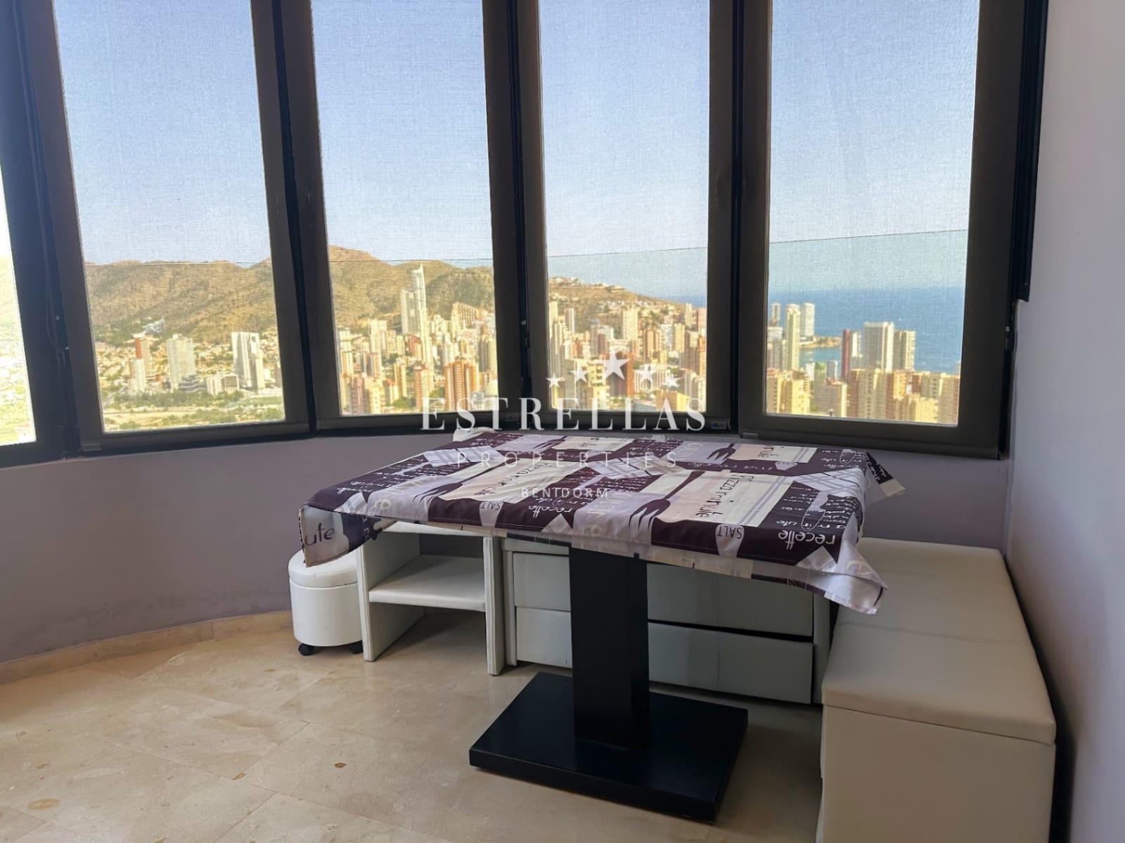 3 soverom Penthouse til salgs i Benidorm med garasje - € 790 000 (Ref: 9079708)