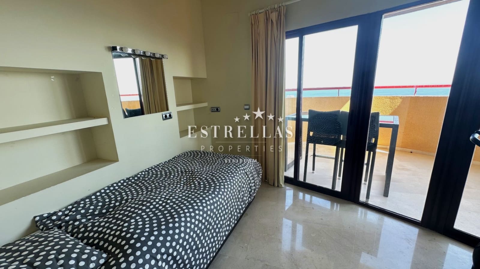 3 soverom Penthouse til salgs i Benidorm med garasje - € 790 000 (Ref: 9079708)