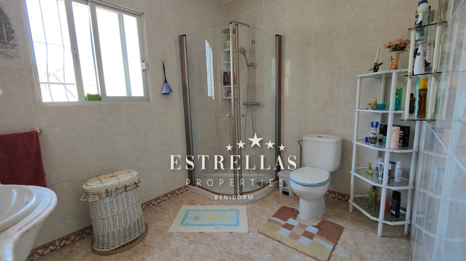 3 soverom Villa til salgs i La Nucia med svømmebasseng garasje - € 489 000 (Ref: 9105348)