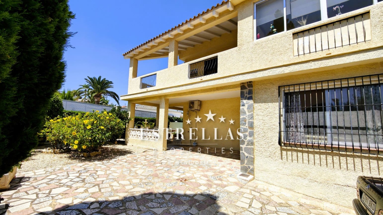 3 soverom Villa til salgs i La Nucia med svømmebasseng garasje - € 489 000 (Ref: 9105348)