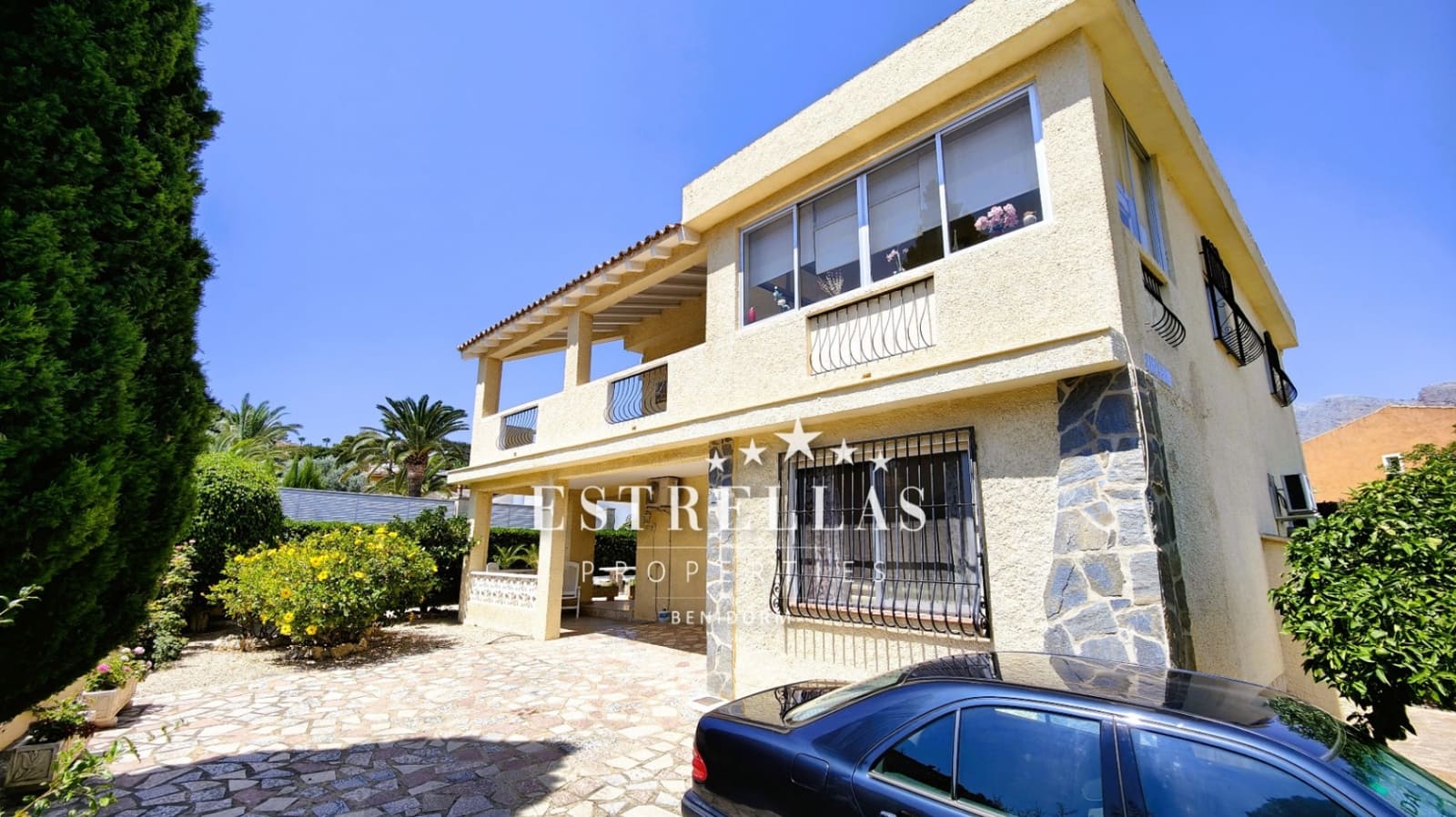 3 soverom Villa til salgs i La Nucia med svømmebasseng garasje - € 489 000 (Ref: 9105348)