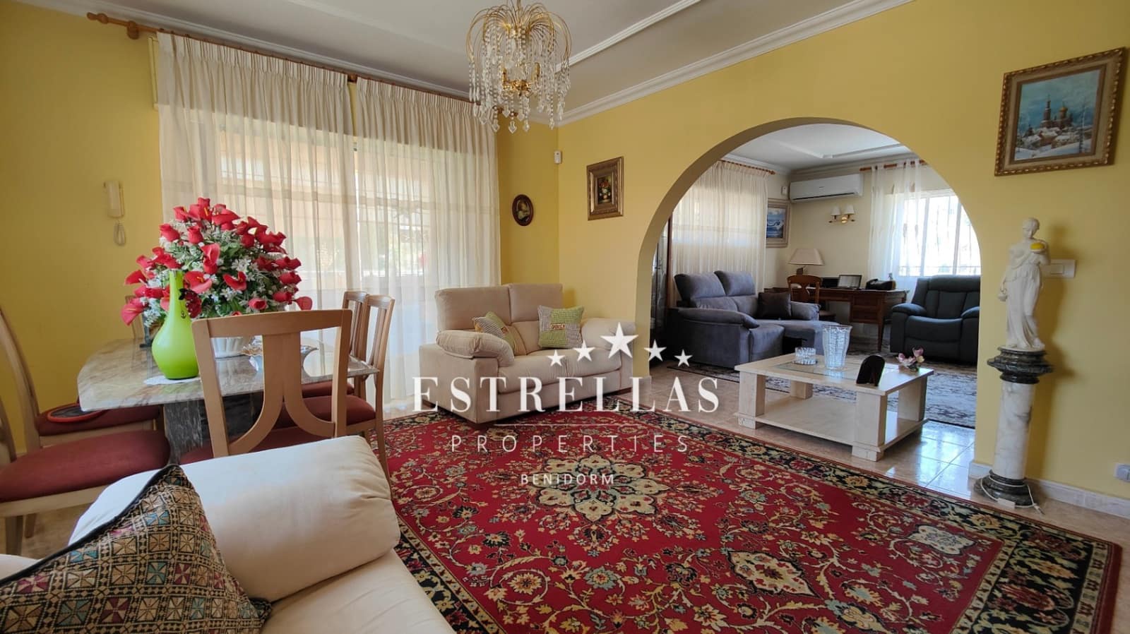 3 soverom Villa til salgs i La Nucia med svømmebasseng garasje - € 489 000 (Ref: 9105348)