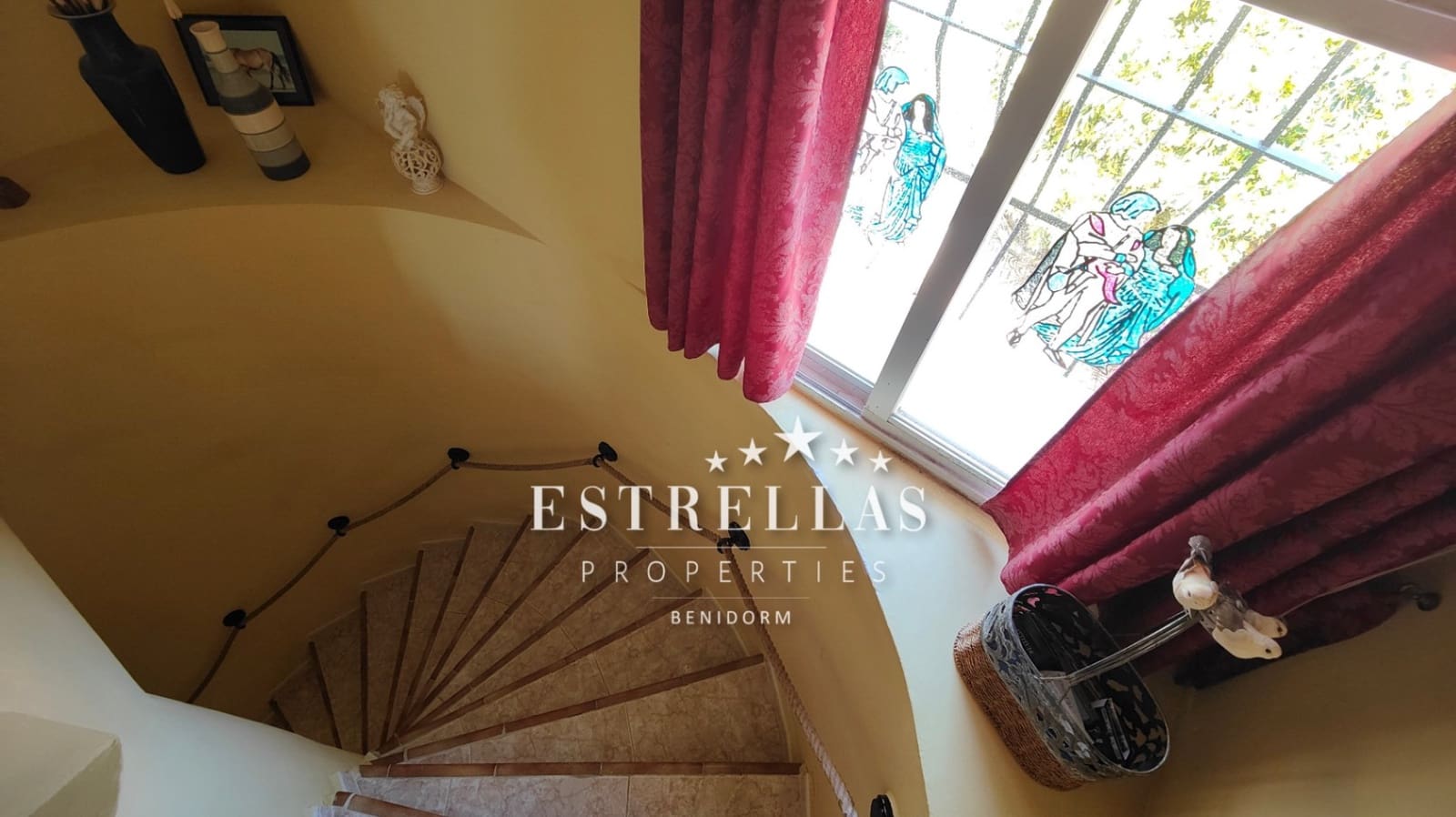 3 soverom Villa til salgs i La Nucia med svømmebasseng garasje - € 489 000 (Ref: 9105348)