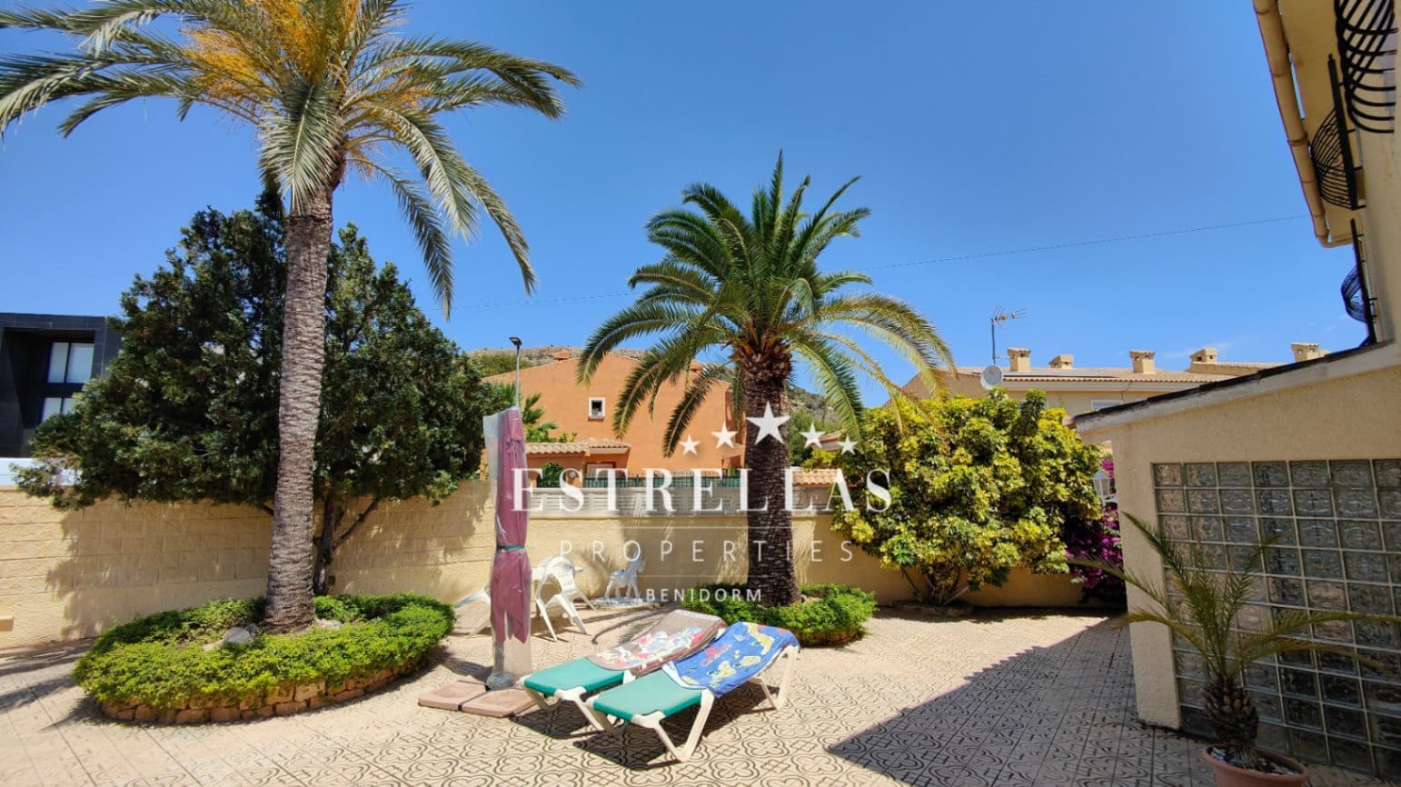 3 soverom Villa til salgs i La Nucia med svømmebasseng garasje - € 489 000 (Ref: 9105348)