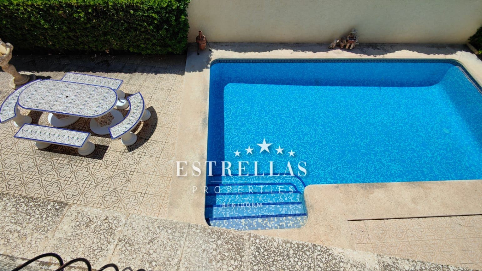 3 soverom Villa til salgs i La Nucia med svømmebasseng garasje - € 489 000 (Ref: 9105348)