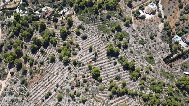 Tontti myytävänä paikassa Benissa - 490 000 € (Ref: 9108156)