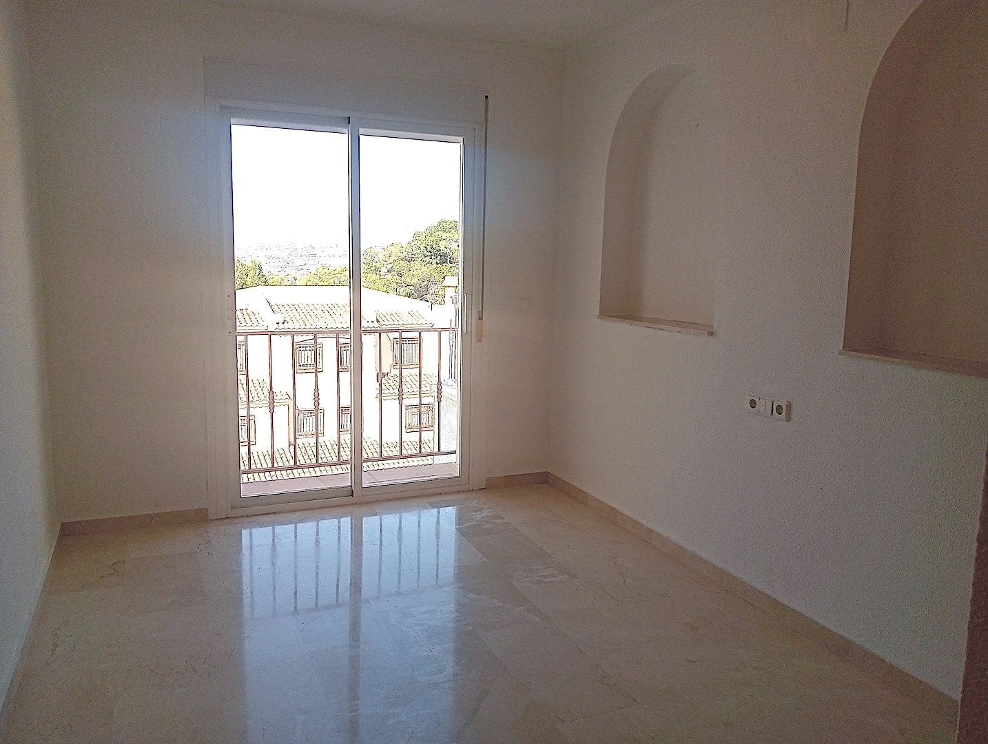 4 bedroom Villa for sale in Altea with pool - € 550,000 (Ref: 9108160)