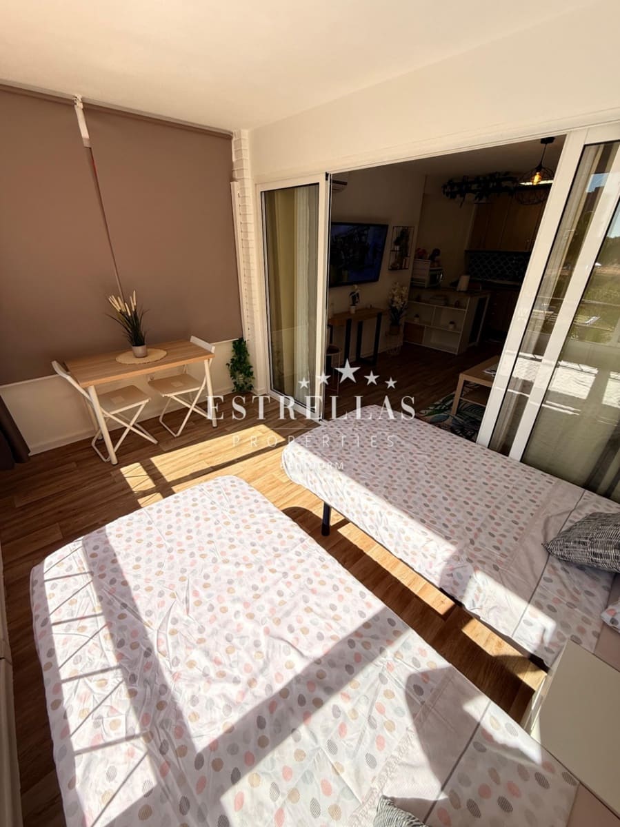 1 soveværelse Lejlighed til salg i Benidorm med swimmingpool - € 146.000 (Ref: 9150720)